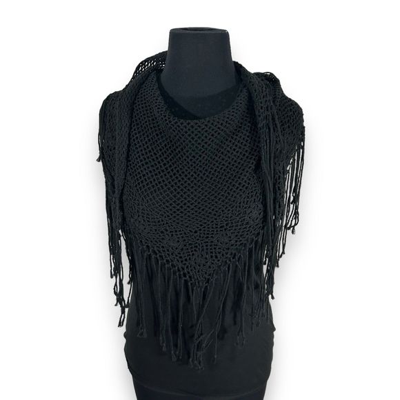 Alice +‎ Olivia Crochet Fringe Tank Top - Picture 3 of 9